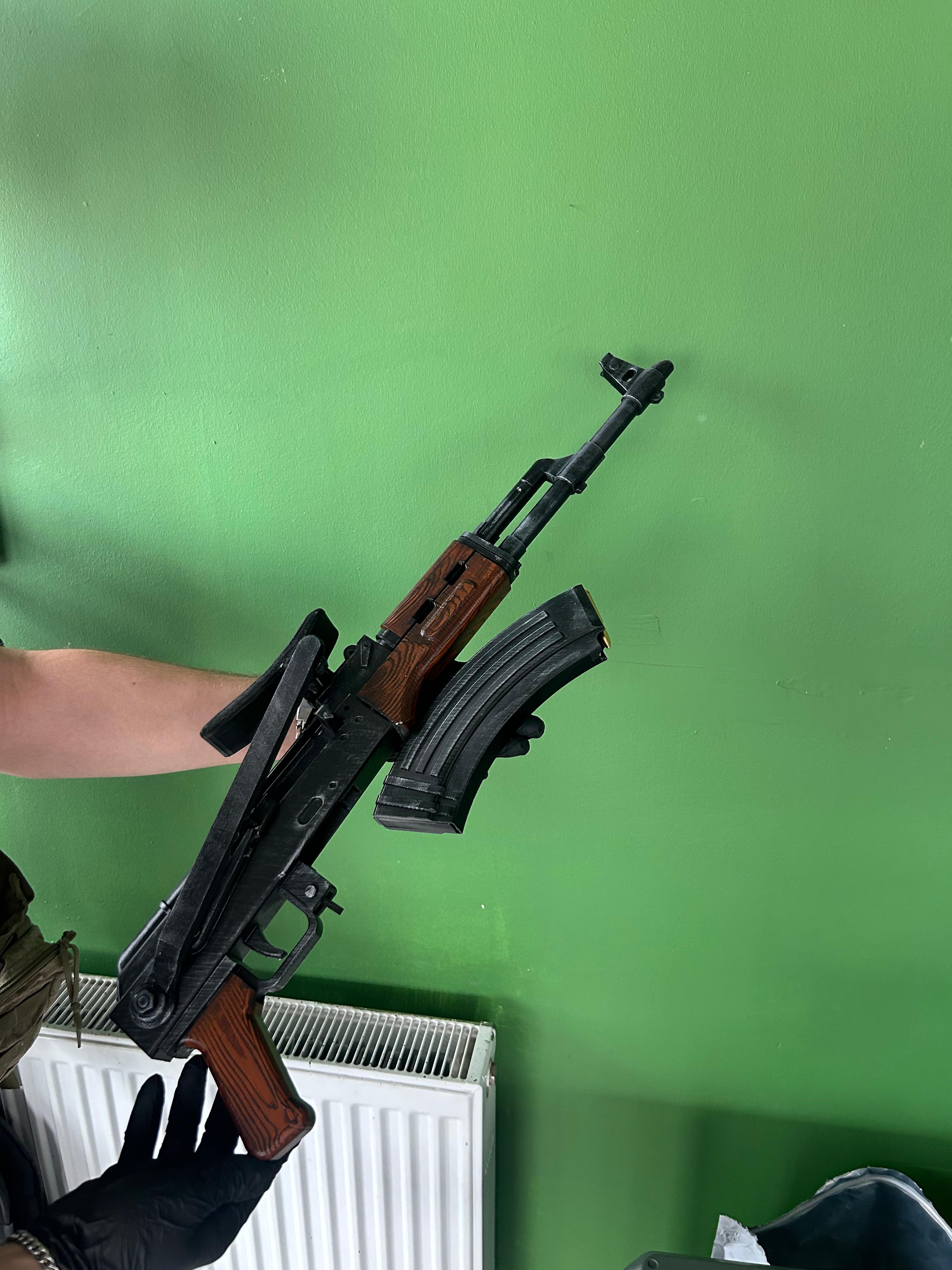 AK-47 A 1/1 MAKET