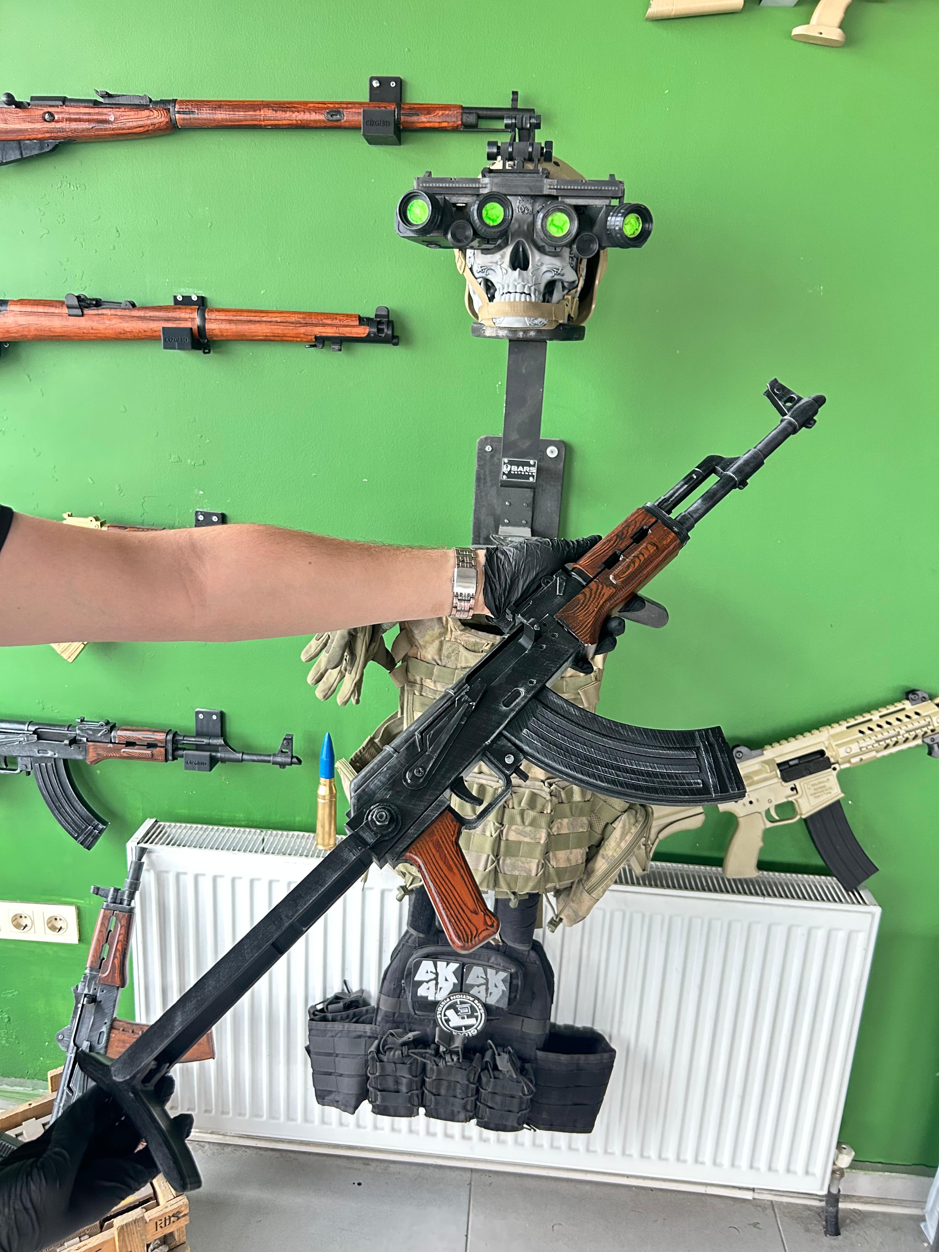 AK-47 A 1/1 MAKET