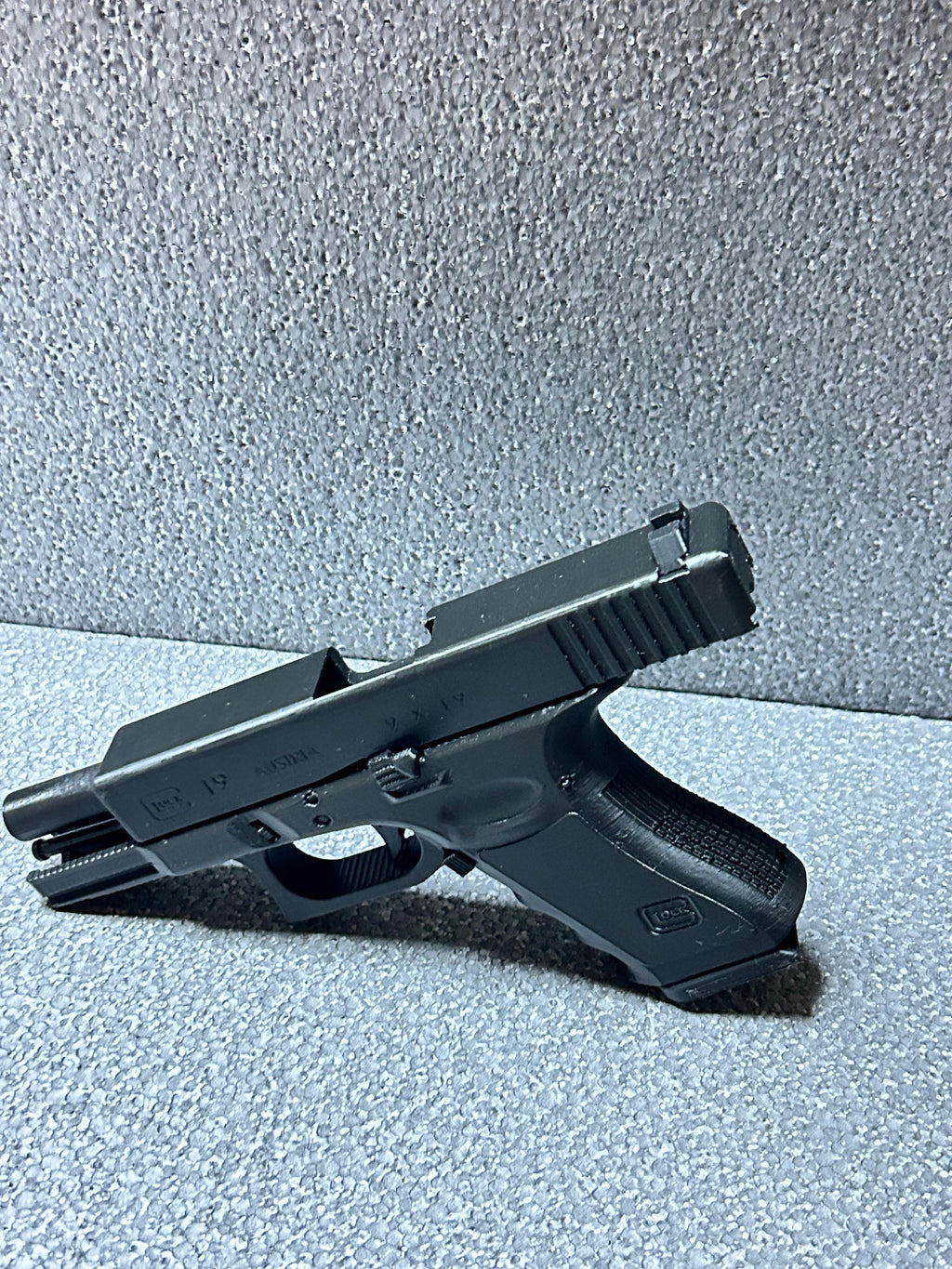 GLOCK19